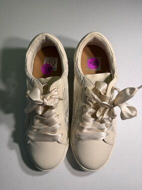 Dolce Vita Cream Lace-Trim Satin Ribbon Sneakers